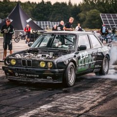 E30Dan01