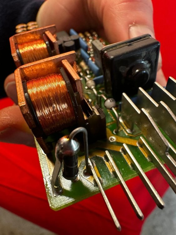 Fahne wieder angelötet.jpeg