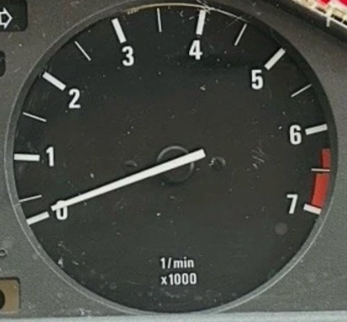 Mehr Informationen zu "Drehzahlmesser Scheibe ohne Verbrauchsanzeige"