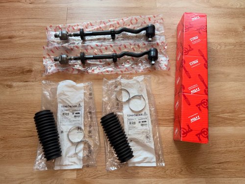 Mehr Informationen zu "[Verkaufe] Spurstange (TRW) inkl. Faltenbalg (LEMFÖRDER)"