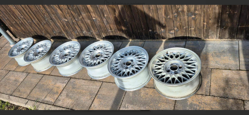 Mehr Informationen zu "6x BMW E30 BBS Kreuzspeiche 4x100 7Jx15"