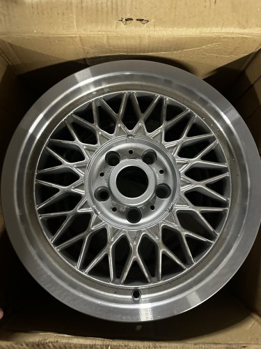 Mehr Informationen zu "BBS RZ 323 Kreuzspeichen-Alufelgen"
