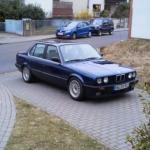 Nic_325i